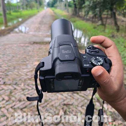 Camera (Canon SX70 HS)